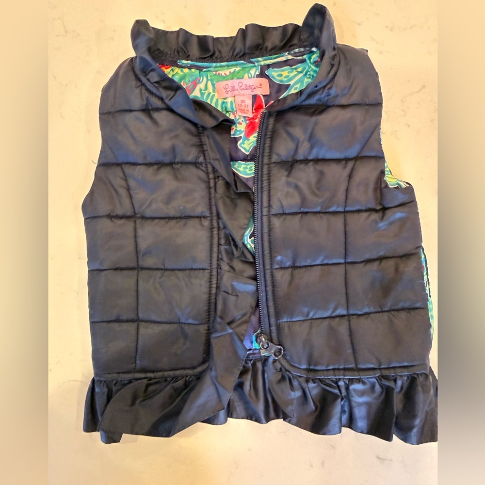 Girl 2-3T Lilly Pulitzer Navy Quilted Ruffle-Trim Vest with Tropical Lining